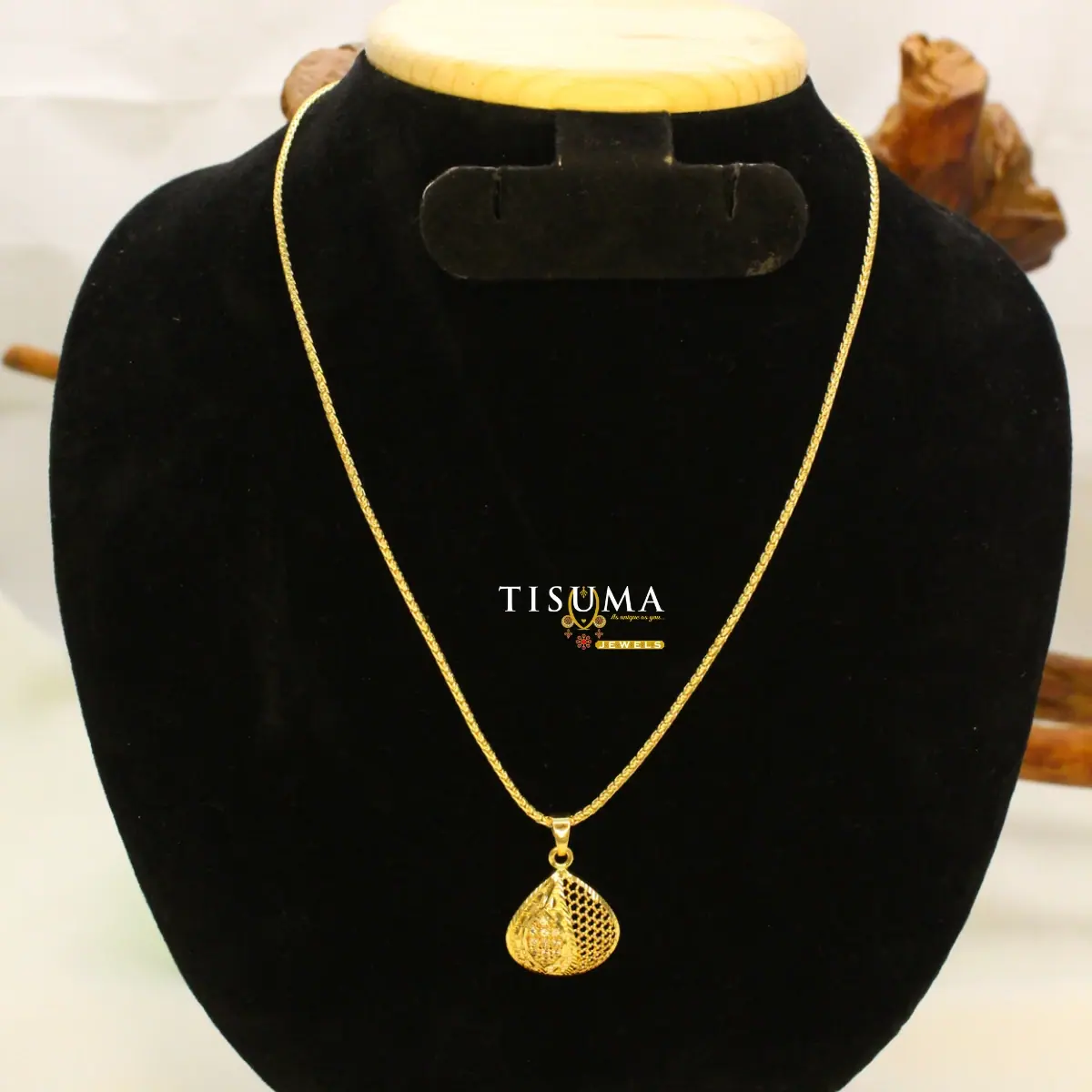 Traditional South Indian Gold Plated Dual-Textured Filigree Jaali Teardrop Motif Dollar Pendant with Textured Chain for Women